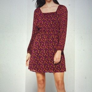 Les Serein Eliette Floral Pleated Dress. Size Small.